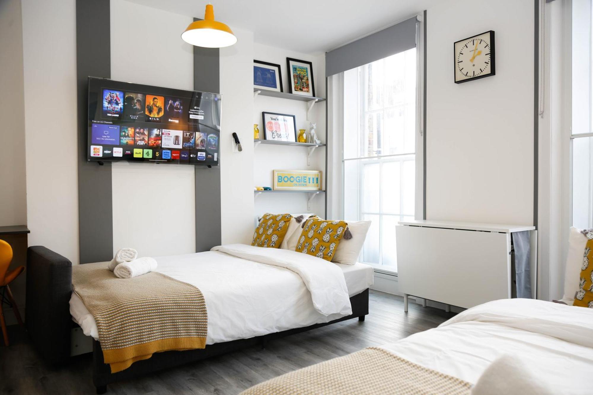 Luxury Rooms In Camden Town Near Shops, Cafes, Bars & Metro With Shared Bathrooms London Exterior photo