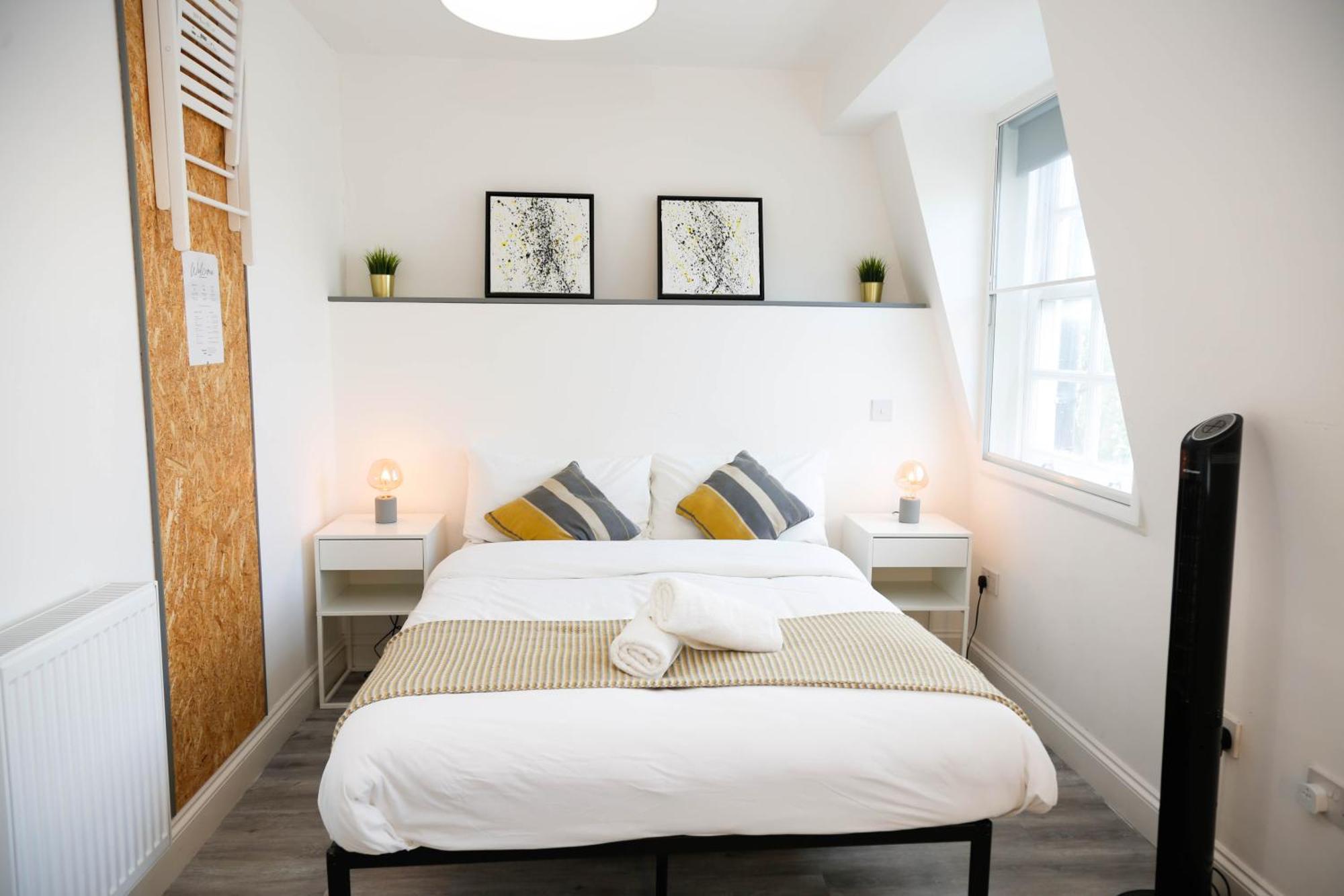 Luxury Rooms In Camden Town Near Shops, Cafes, Bars & Metro With Shared Bathrooms London Exterior photo