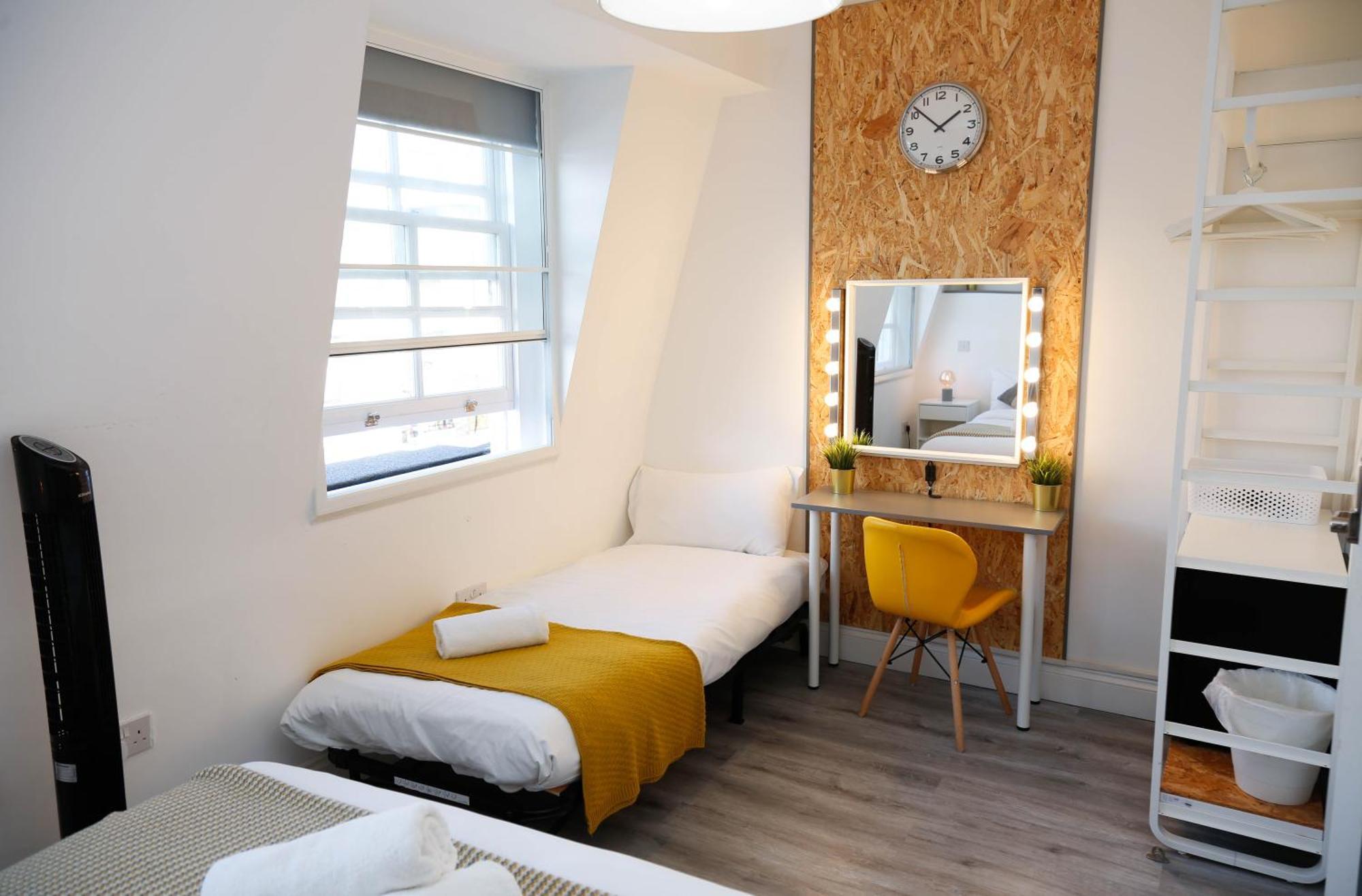 Luxury Rooms In Camden Town Near Shops, Cafes, Bars & Metro With Shared Bathrooms London Exterior photo