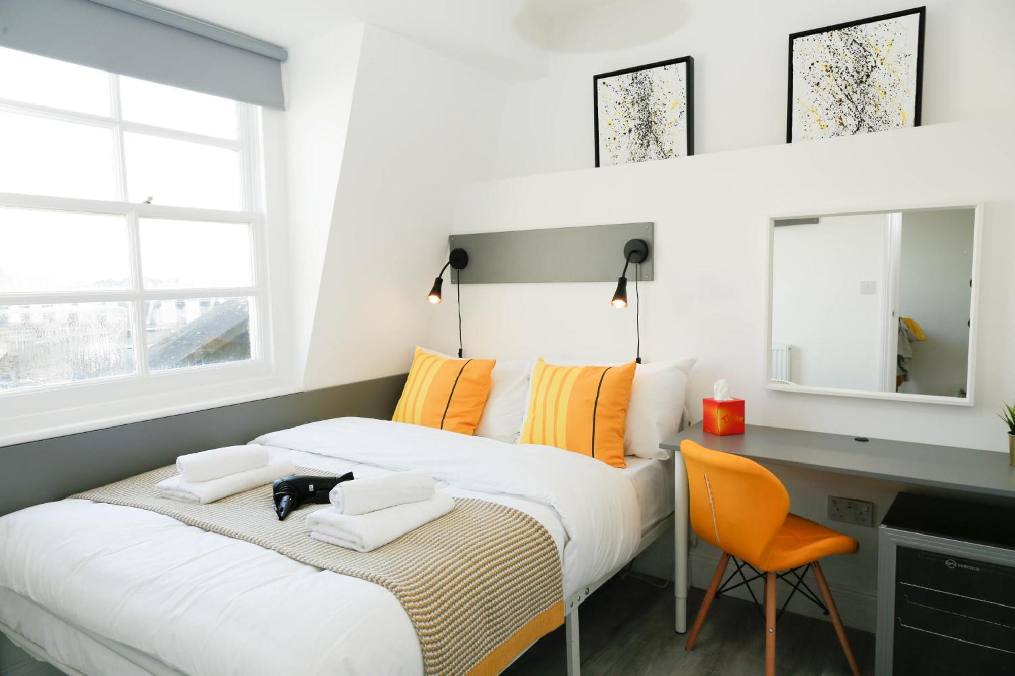 Luxury Rooms In Camden Town Near Shops, Cafes, Bars & Metro With Shared Bathrooms London Exterior photo