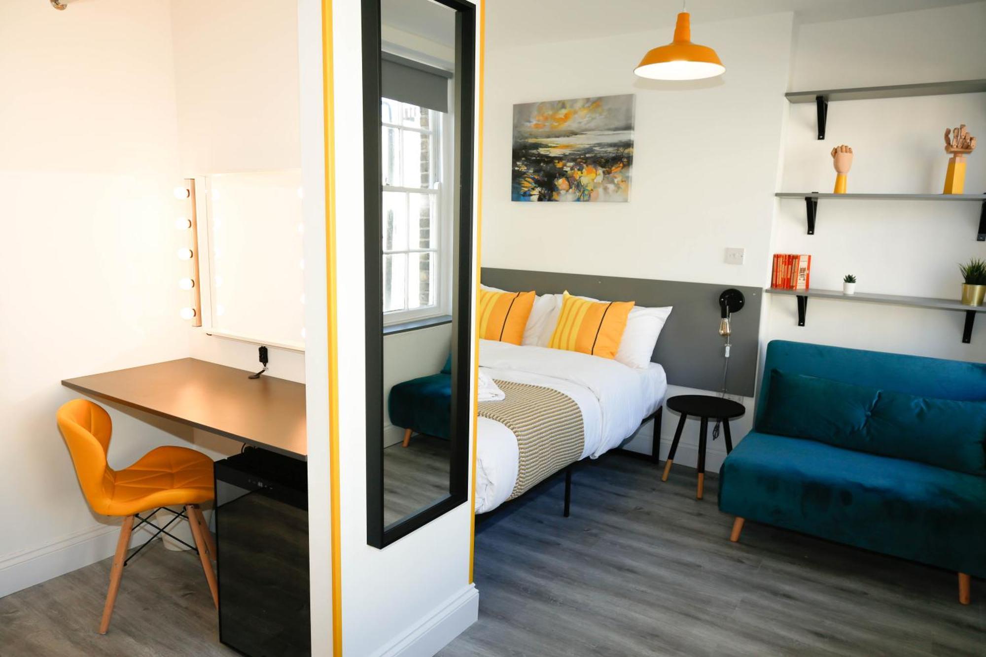 Luxury Rooms In Camden Town Near Shops, Cafes, Bars & Metro With Shared Bathrooms London Exterior photo