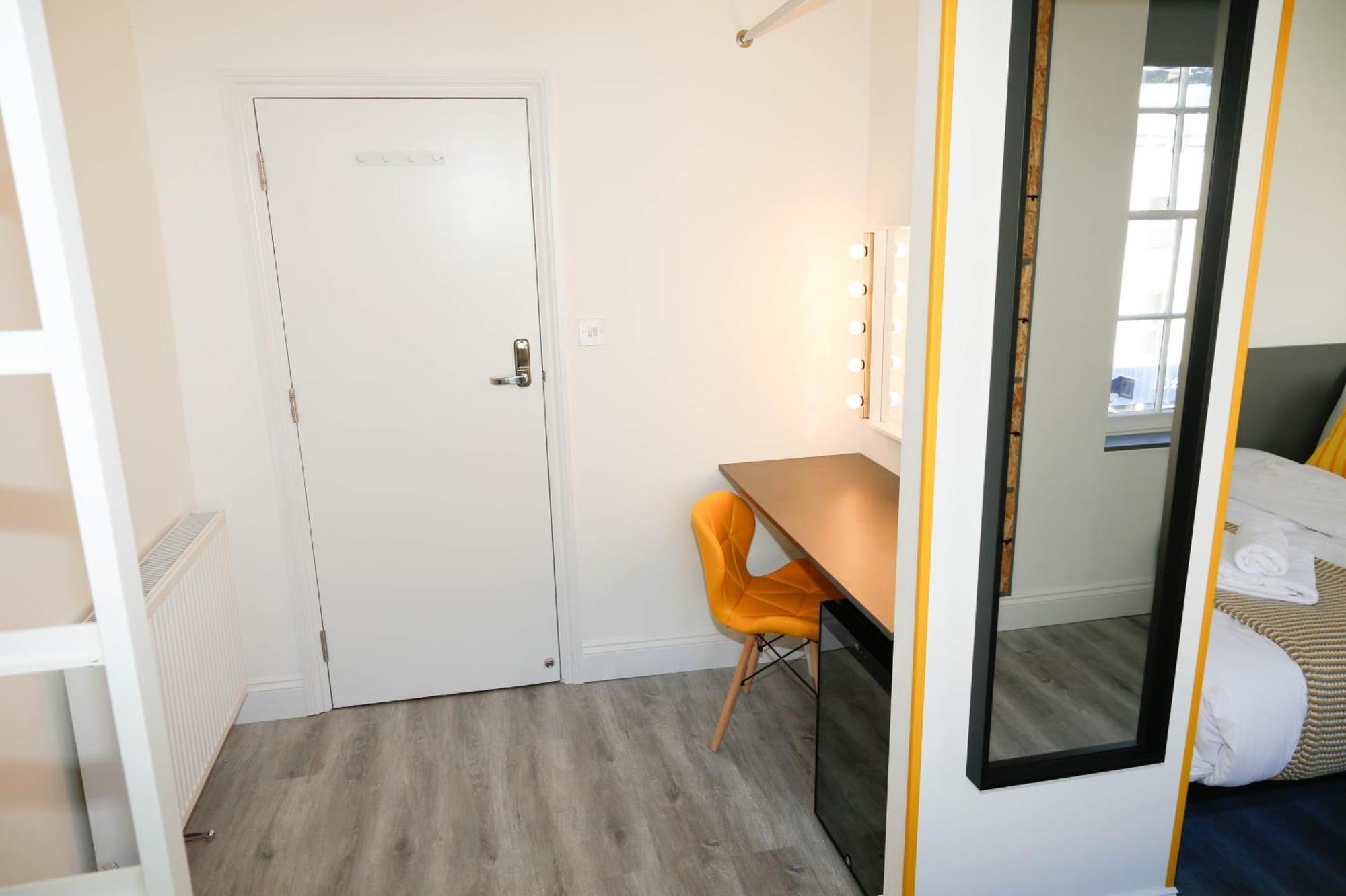 Luxury Rooms In Camden Town Near Shops, Cafes, Bars & Metro With Shared Bathrooms London Exterior photo